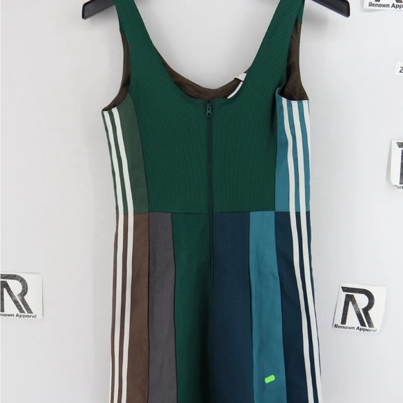 Adidas Originals dress - Picture 2 of 5